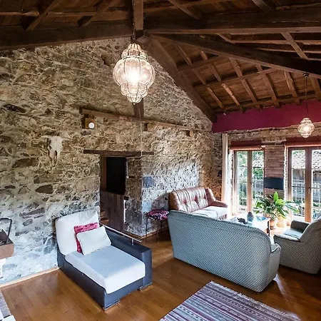 Quintana La Vega Casona Asturiana Feriehus Oviedo